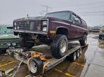 Chevrolet Suburban 1985 in onderdelen, Ophalen