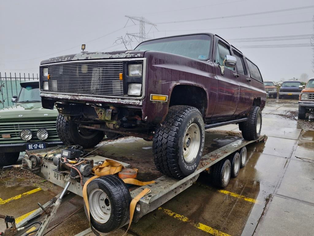Chevrolet Suburban 1985 in onderdelen, Auto diversen, Overige Auto diversen, Ophalen