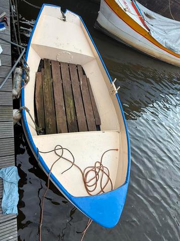 Beenhakker vlet (sloep) - vaarklaar - incl. fluistermotor beschikbaar voor biedingen