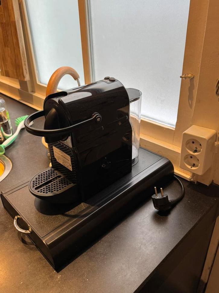 Espresso Coffee Machine + Capsule Drawer (Holds 45 Pods), Witgoed en Apparatuur, Koffiezetapparaten, Zo goed als nieuw, Espresso apparaat
