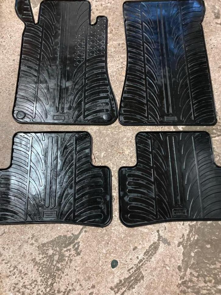 Mercedes automatten w203 s203, Auto diversen, Automatten, Zo goed als nieuw, Ophalen of Verzenden