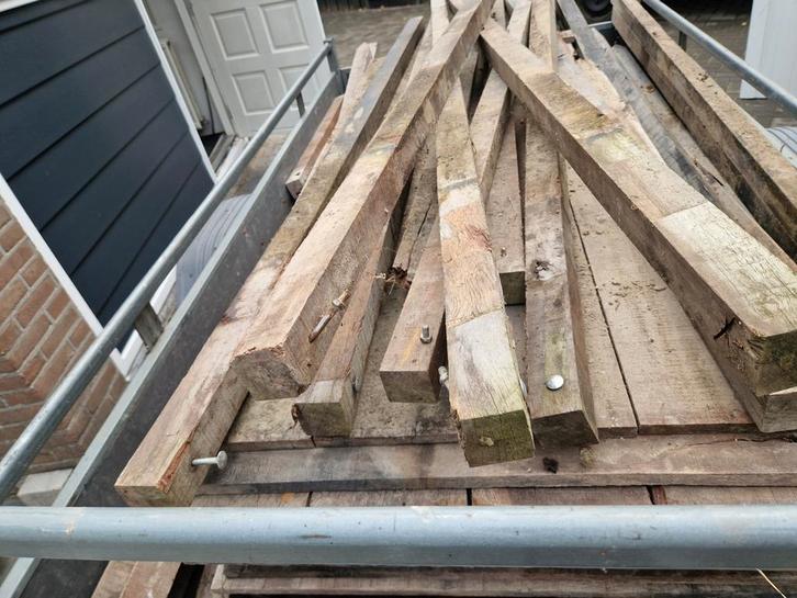 Hardhouten beschoeing 12 meter, Doe-het-zelf en Verbouw, Hout en Planken, Gebruikt, Balk, Steigerhout, 200 tot 250 cm, 50 mm of meer