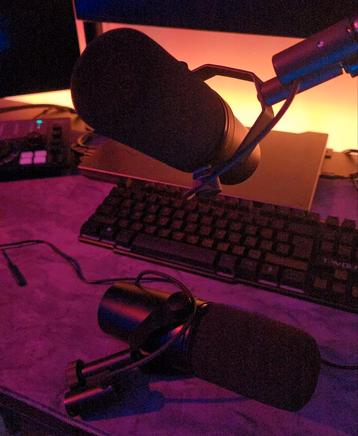 orginele Shure sm7b + clone + mic arm beschikbaar voor biedingen
