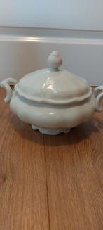 Brocante schaal met deksel/soepterrine wit, Ophalen of Verzenden, Overige stijlen, Porselein, Schaal of Schalen