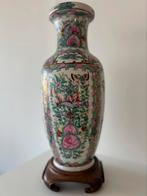 Chinese porseleinen vaas–Famille Rose, handbeschilderd, Antiek en Kunst, Ophalen