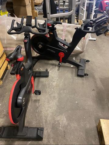 Life fitness IC7 tft 2.0 spinning hometrainer spinfiets beschikbaar voor biedingen