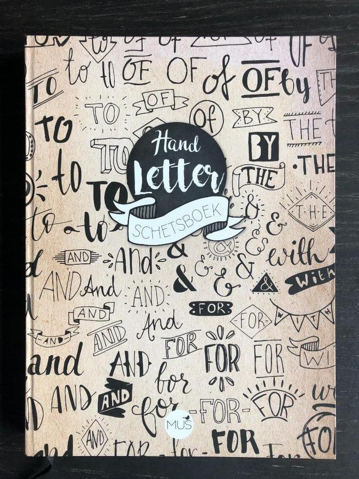 Hand letter schetsboek als nieuw, Boeken, Hobby en Vrije tijd, Zo goed als nieuw, Tekenen en Schilderen, Ophalen of Verzenden
