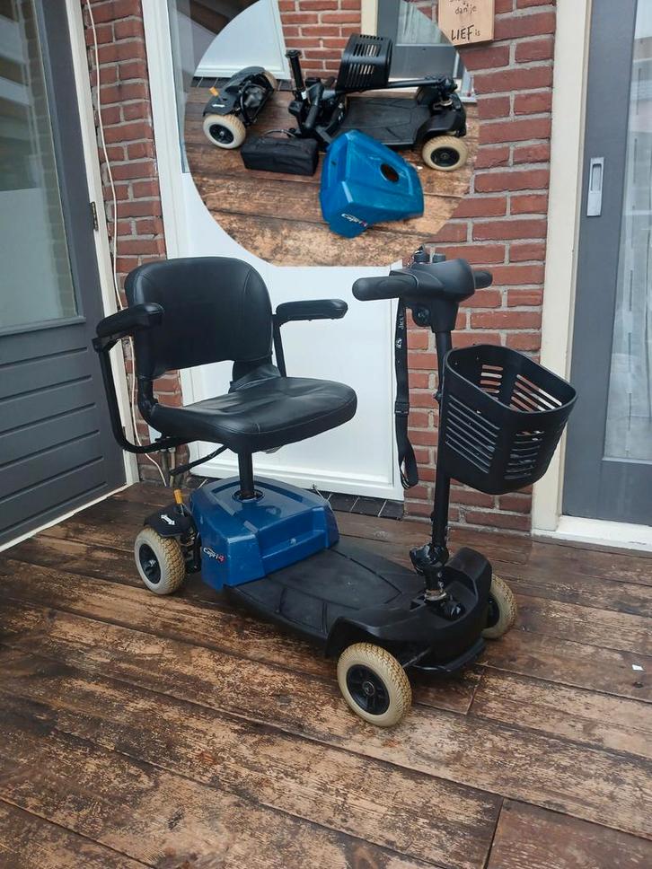 demontabele scootmobiel met accu van 1 jaar oud, Diversen, Brommobielen en Scootmobielen, Zo goed als nieuw, Pride, 15 km of minder