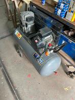Compressor 100 L 230v, Doe-het-zelf en Verbouw, Compressors, Ophalen, Gebruikt, 200 tot 400 liter/min, Mobiel
