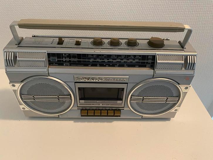Vintage Radio/cassette ghettoblaster SHARP GF4500, Audio, Tv en Foto, Radio's, Gebruikt, Radio, Met cd-speler, Ophalen of Verzenden