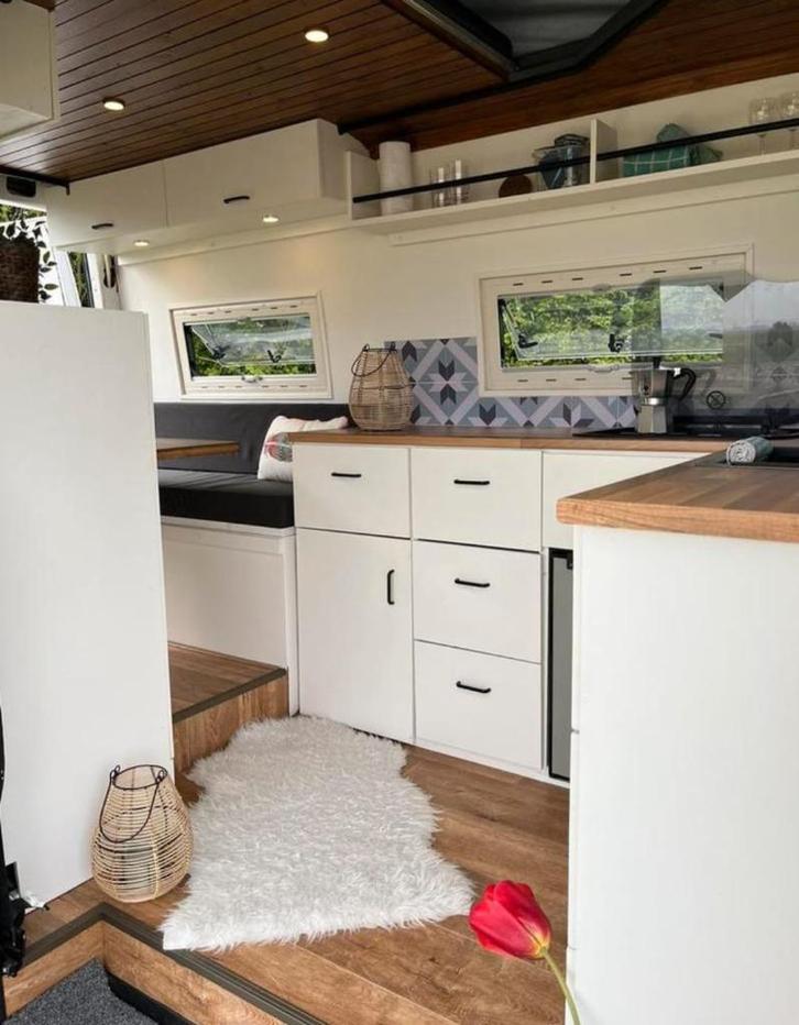 Campervan Volkswagen Crafter 2.0 TDI, Caravans en Kamperen, Campers, Particulier, tot en met 4, Buscamper of Camperbus, Volkswagen