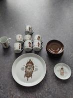 Vintage Servies met Klok Design, Gebruikt, Ophalen of Verzenden, Overige stijlen, Kop(pen) en/of Schotel(s)