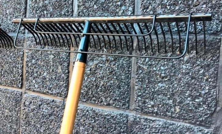 HARKEN (2) GLOEDNIEUW! Merk: TORQ NU VOOR € 35 !, Tuin en Terras, Grasmaaiers, Ophalen