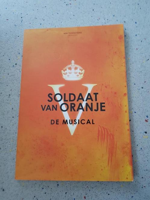 Soldaat van Oranje programmaboek De musical 2010, Verzamelen, Overige Verzamelen, Zo goed als nieuw, Ophalen of Verzenden