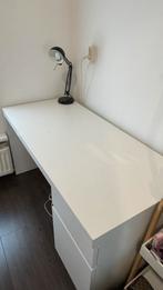IKEA MALM bureau + FORSÅ bureaulamp (in goede staat), Huis en Inrichting, Ophalen of Verzenden, Zo goed als nieuw