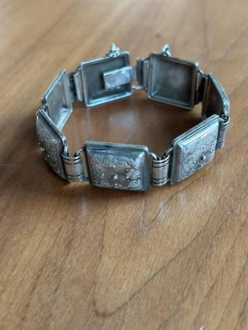 Oude zilveren schakelarmband beschikbaar voor biedingen