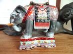 Olifant handbeschilderd chinees Macau porselein. Gemerkt, Verzenden