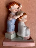 Leuk vintage beeldje, CDC Handmade porselein, Antiek en Kunst, Ophalen of Verzenden