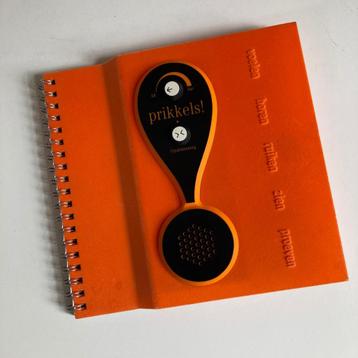 Albert Heyn Prikkels! Boek met radio uit 1990 beschikbaar voor biedingen