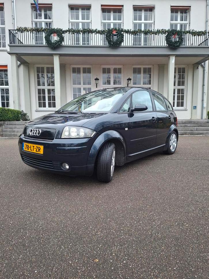 Audi A2 1.4 55KW dealer onderhouden, trekhaak, airco, Auto's, Audi, A2, ABS, Airbags, Airconditioning, Boordcomputer, Centrale vergrendeling