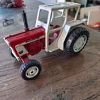 Britains  trektor, Hobby en Vrije tijd, Modelauto's | 1:32, Ophalen of Verzenden, Zo goed als nieuw, Tractor of Landbouw, Britains