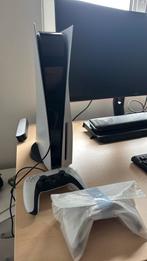 Playstation 5 disc versie+ 2 controllers en Spider-man cover, Ophalen of Verzenden, Zo goed als nieuw