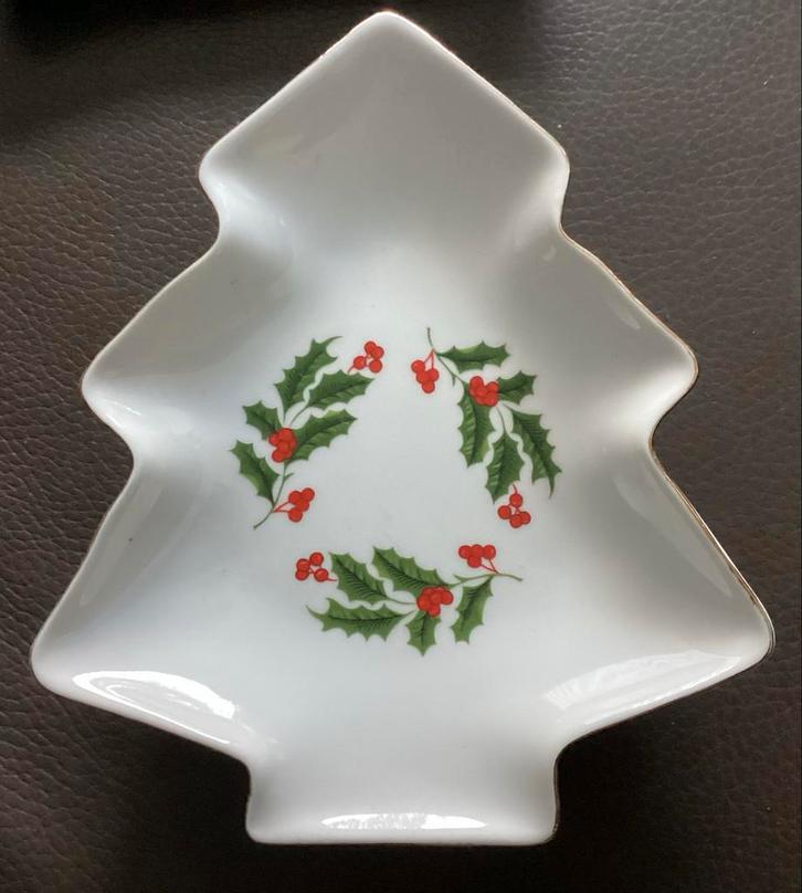 Mikasa Kerstboom Schaal - Snoepschaal/Notenschaal, Huis en Inrichting, Woonaccessoires | Schalen en Manden, Zo goed als nieuw
