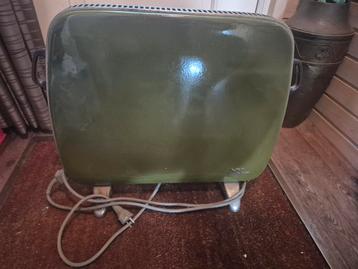 Sixties elektrische kachel AEG beschikbaar voor biedingen
