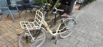 Damesfiets Montego met versnellingen beschikbaar voor biedingen