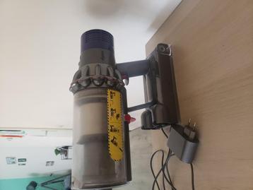 Dyson V10 stofzuiger beschikbaar voor biedingen