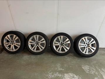 Mercedes velgen + Toyo winterbanden 245/45 R17 beschikbaar voor biedingen