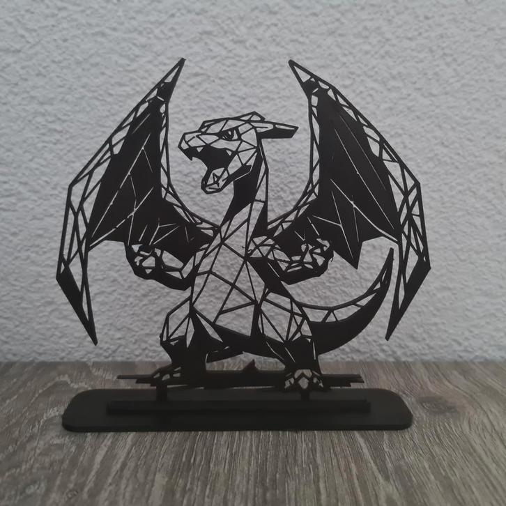 Charizard Art Stand - Pokémon Decoratie, Tuin en Terras, Tuinbeelden, Nieuw, Dierenbeeld, Kunststof, Ophalen of Verzenden