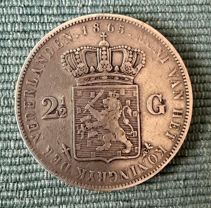 Antieke  zilveren 2,5 gulden munt uit 1865, Postzegels en Munten, Munten | Nederland, 2½ gulden, Koning Willem III, Zilver, Ophalen