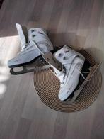 Witte schaatsen zo goed als nieuw, Sport en Fitness, Schaatsen, Ophalen of Verzenden, Zo goed als nieuw, Kunstschaatsen, Overige merken