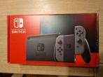 Nintendo Switch V2 2019 met extra's, Spelcomputers en Games, Spelcomputers | Nintendo Switch, Ophalen of Verzenden, Zo goed als nieuw
