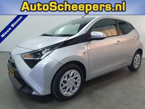 Toyota Aygo 1.0 VVT-i x-play AIRCO/CARPLAY/CAMERA (bj 2022), Auto's, Toyota, Bedrijf, Te koop, Aygo, ABS, Achteruitrijcamera, Airbags