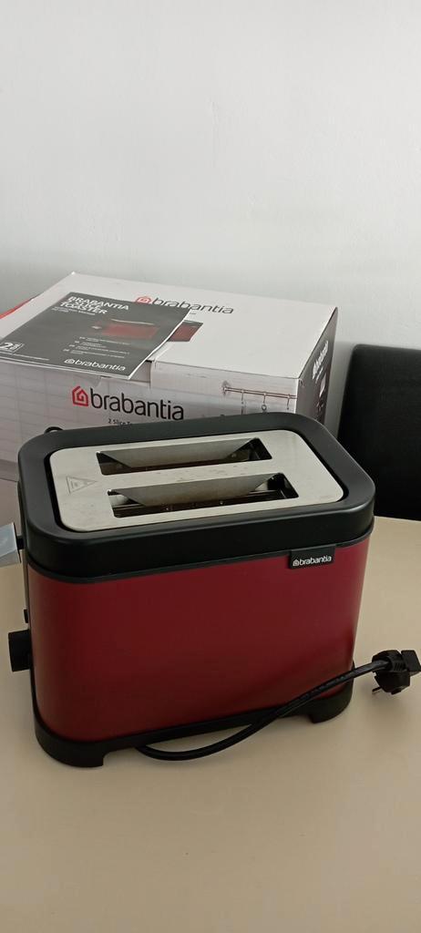 Zeer nette bordeaux kleurige Brabantia broodrooster, Witgoed en Apparatuur, Broodroosters, Zo goed als nieuw, Ophalen of Verzenden