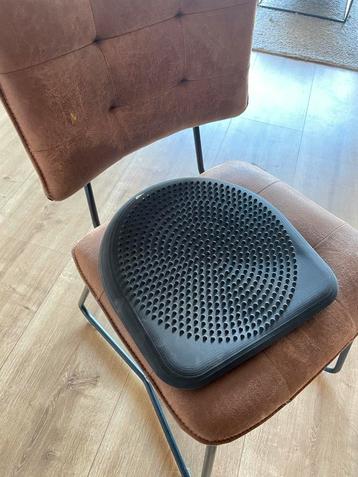 Ergonomisch Zitkussen - Zwart beschikbaar voor biedingen