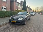 Mercedes-Benz CLK 2.6 Clk240 Coupe AUT 2002 Zwart, Auto's, Mercedes-Benz, Automaat, Achterwielaandrijving, 2597 cc, Zwart