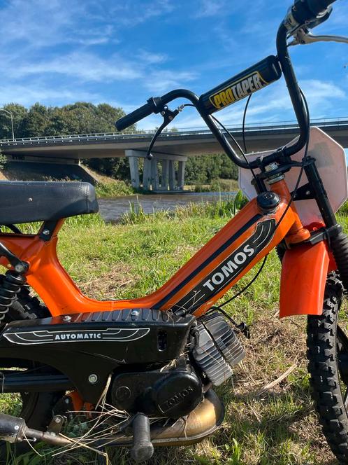 nette cross tomos 65cc, Fietsen en Brommers, Brommers | Tomos, Zo goed als nieuw, Standard, Maximaal 45 km/u, Ophalen