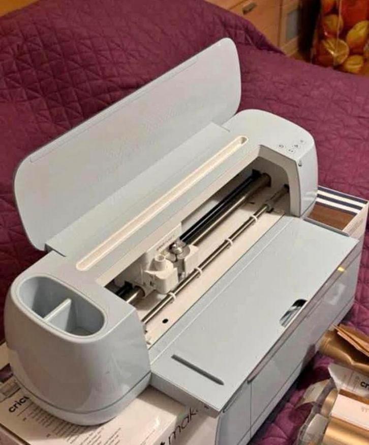 Cricut Explore 3, Hobby en Vrije tijd, Knutselen, Zo goed als nieuw, Gereedschap of Toebehoren, Ophalen of Verzenden