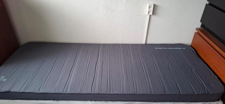 Zelfinflate slaapmat Redwood stretch limousine 1, Caravans en Kamperen, Slaapmatten, Zo goed als nieuw, Ophalen of Verzenden