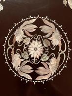 Chinese salon tafel met ingelegd parelmoer, Huis en Inrichting, Overige materialen, Gebruikt, 100 tot 150 cm, Rond