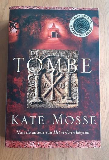 Kate Mosse - Vergeten Tombe beschikbaar voor biedingen