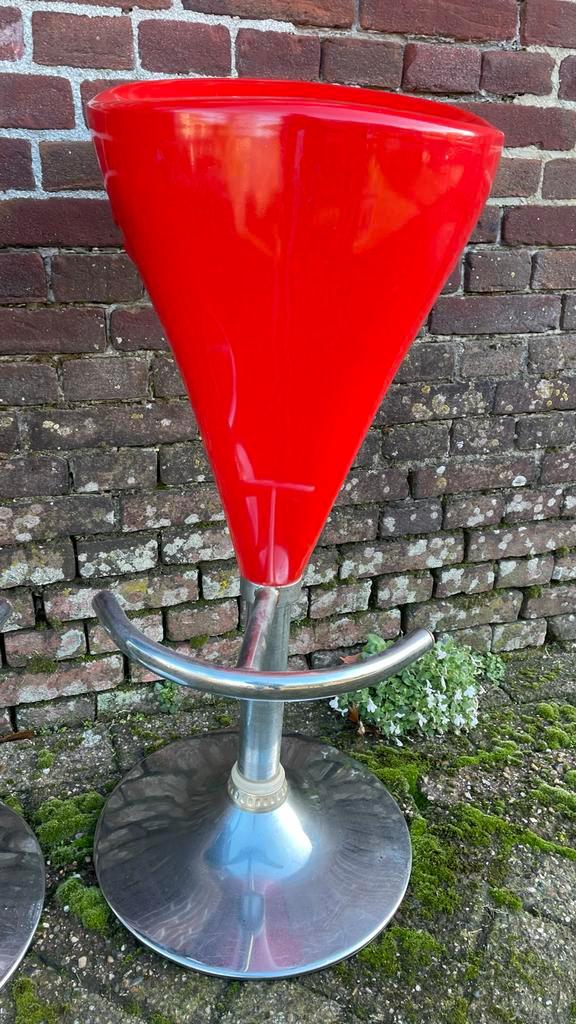 Stijlvolle barkrukken set, Huis en Inrichting, Barkrukken, Gebruikt, 60 tot 90 cm, Kunststof, 2 krukken, Met voetsteun, Ophalen