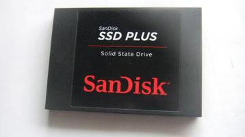 SanDisk Plus ssd Windows 11 en Office staan er op. beschikbaar voor biedingen