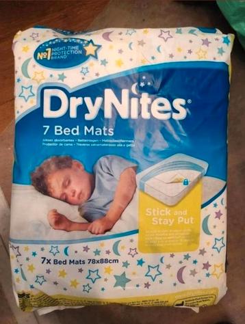 Huggies Drynites bed mats 7 stuks 78x88cm matrasbescherming beschikbaar voor biedingen