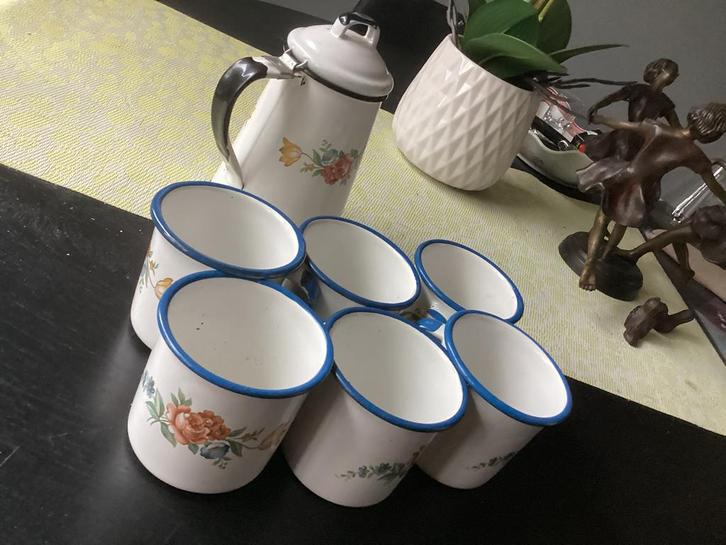 Vintage 7 delige emaille koffie set, Antiek en Kunst, Antiek | Servies compleet, Ophalen of Verzenden