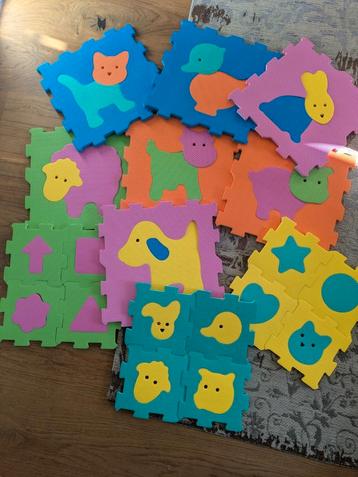 foam puzzelmat tegels speelmat dieren en vormen  beschikbaar voor biedingen