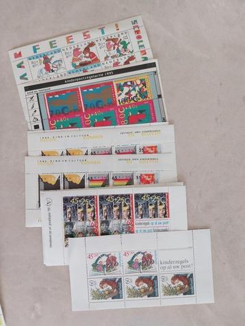 Kinderpostzegels (vellen) beschikbaar voor biedingen